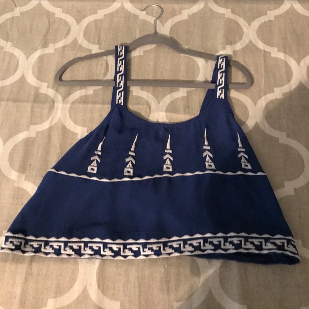 Crop top