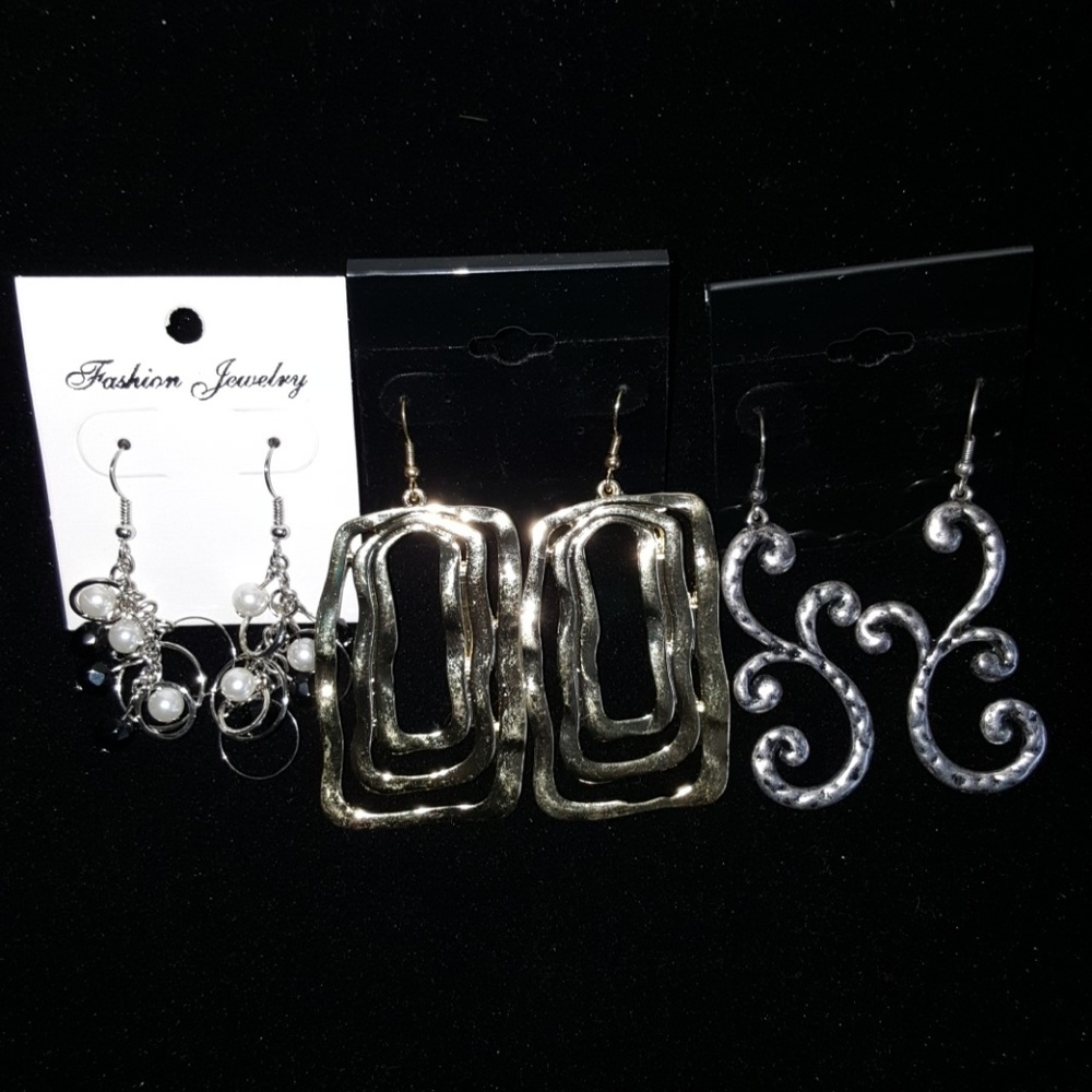 3 earring bundle