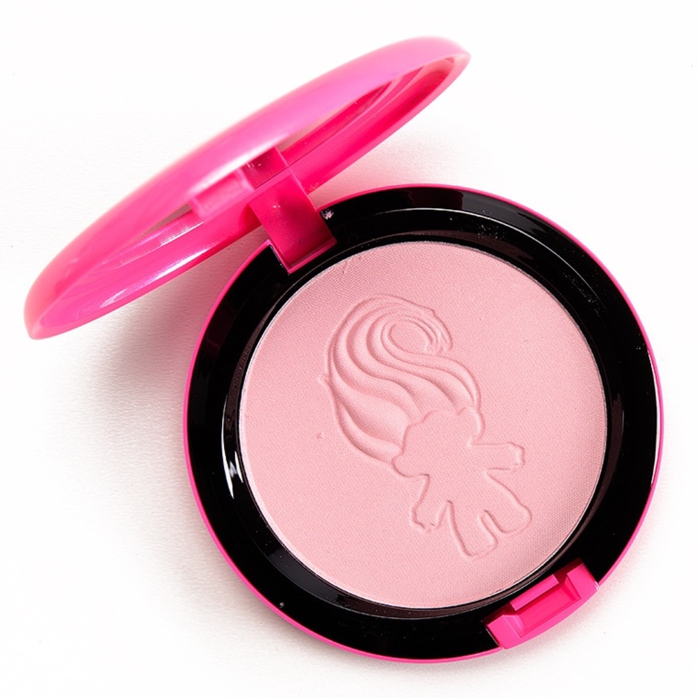 MAC Cosmetics LE Beauty Powder in Play it Proper - Picture 5 of 6