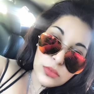 Meet your Posher, Angelina