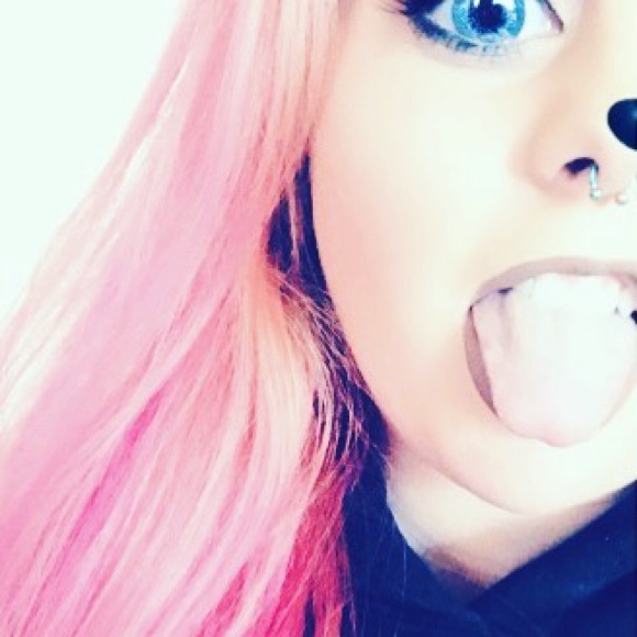 Meet your Posher, Kiyara - Picture 1 of 1