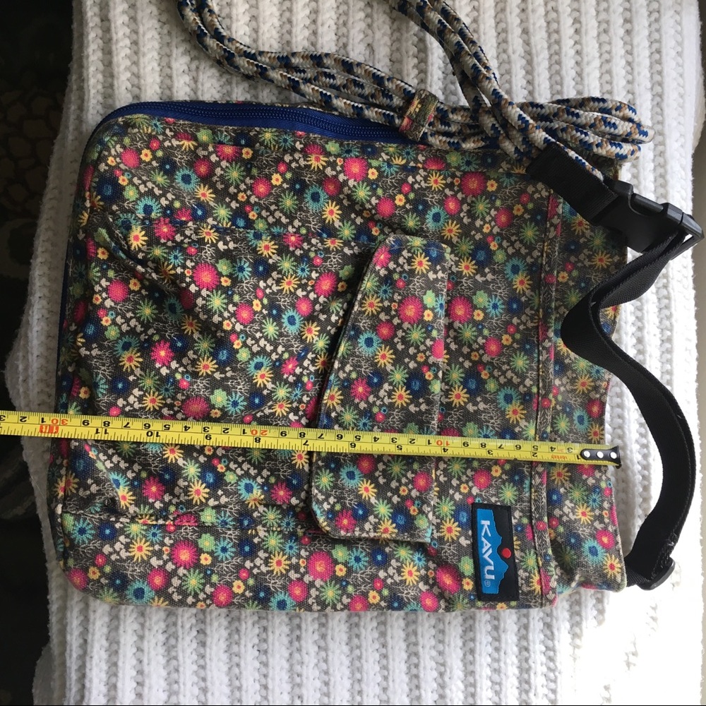 Kavu crossbody bag.