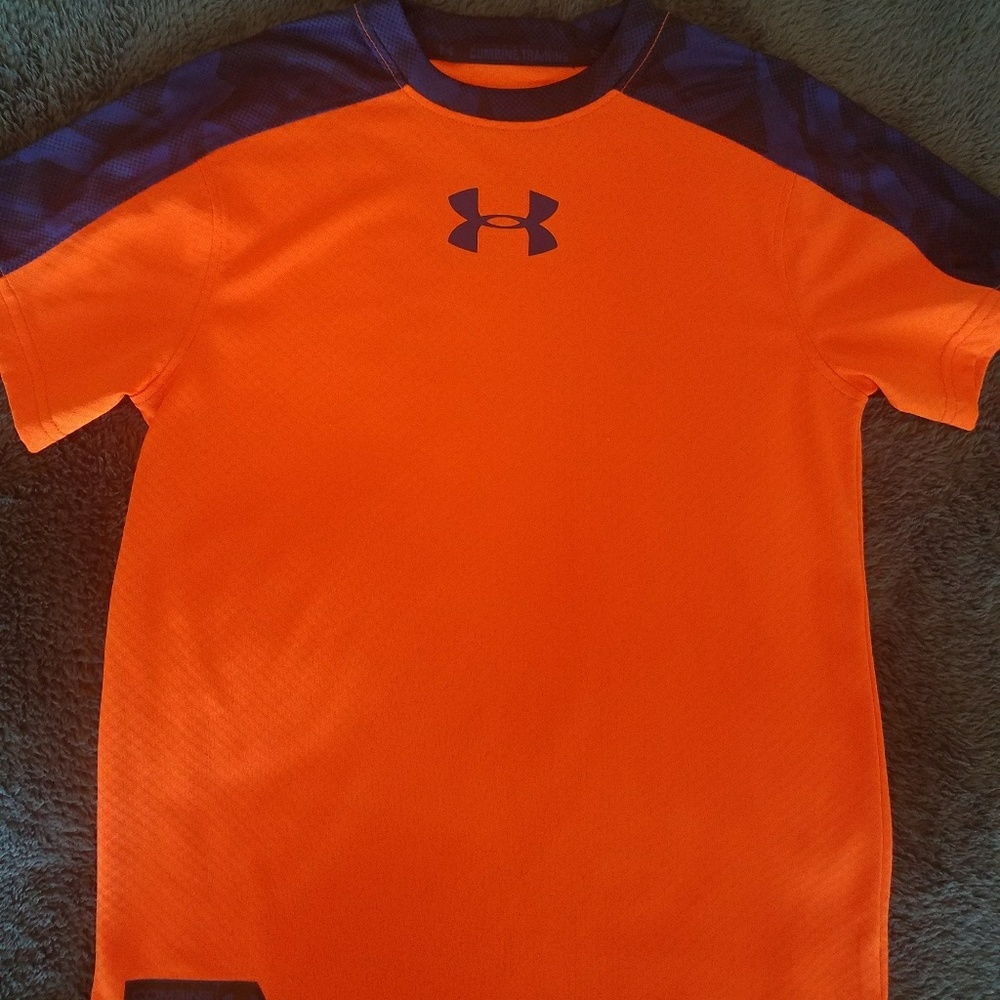 Boys short sleeve Under Armour combine training