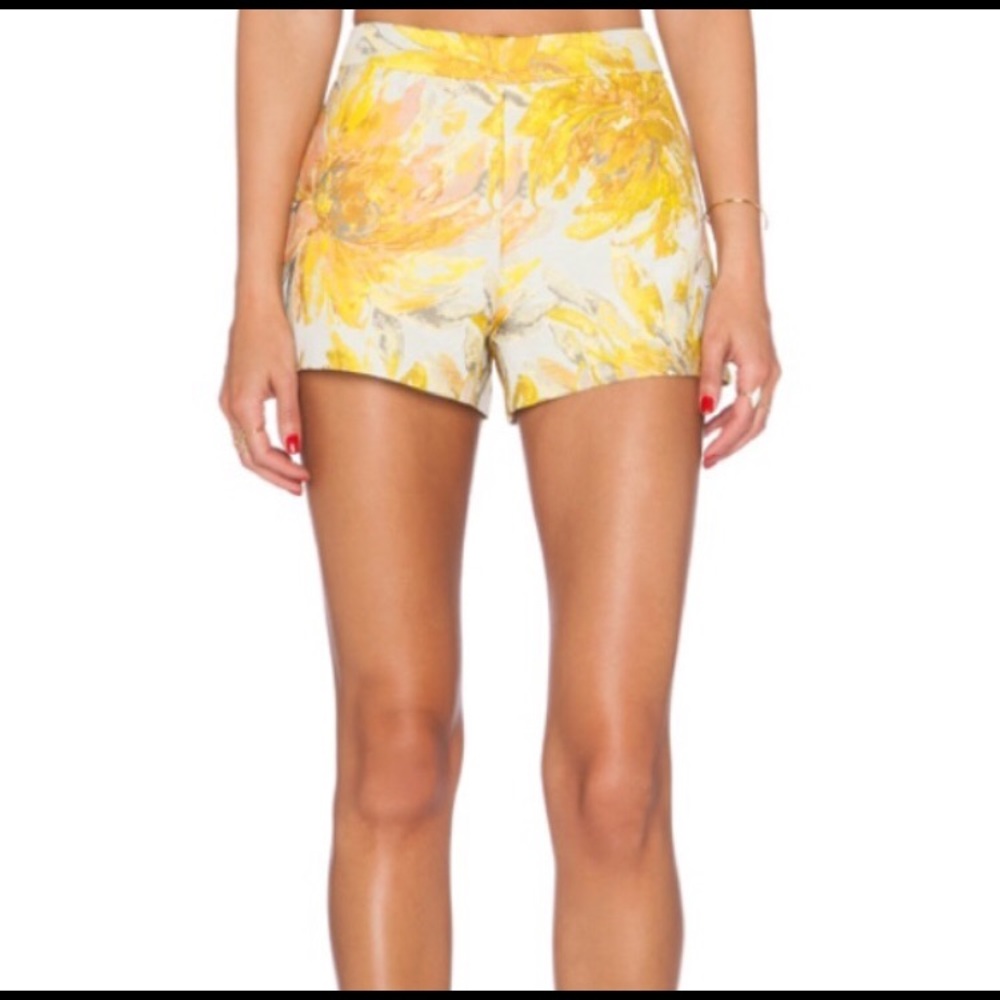 Alice + Olivia rare floral jacquard shorts