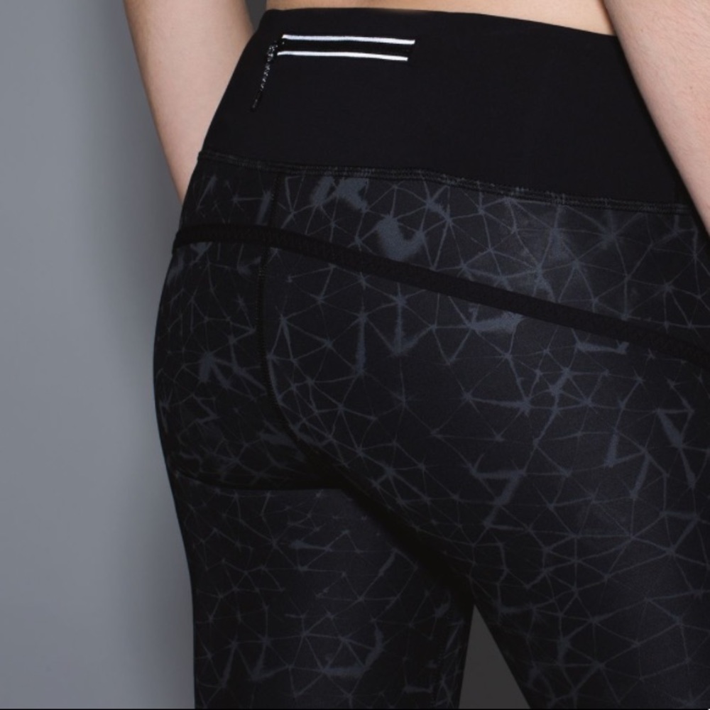 Lululemon Pedal Pace Crop