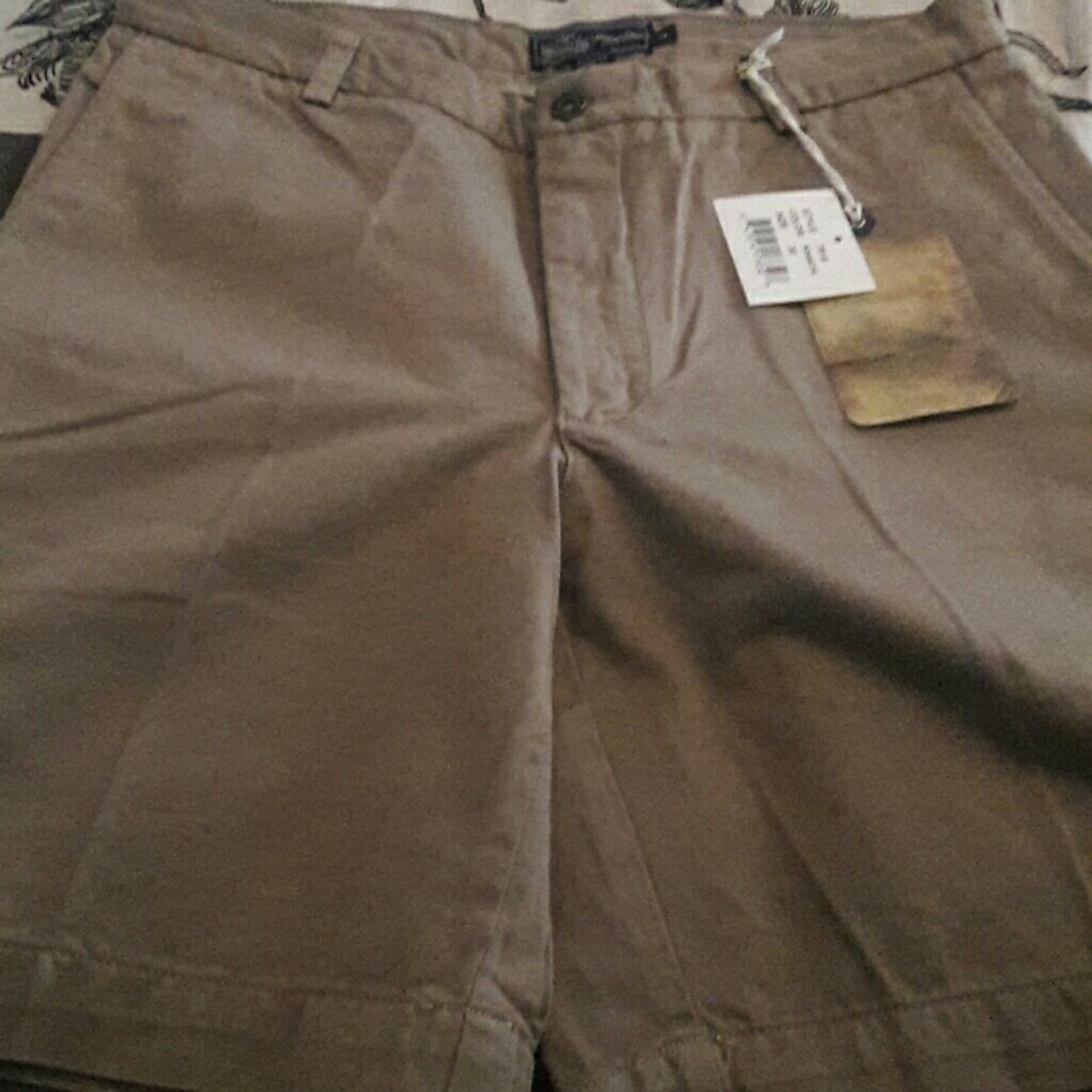 Southern Tide Vintage Chino Shorts