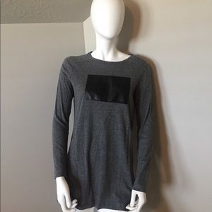 Zara Gray precieux Tunic tee size medium Zara Gray precieux Tunic tee size medium