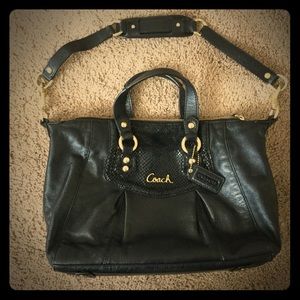 Final Mark down!!! Authentic Coach Purse