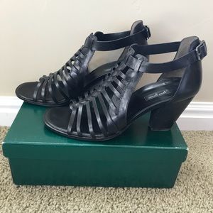 Christy' Leather Sandal
PAUL GREEN