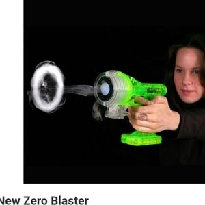 Zero blaster vapor ring toy