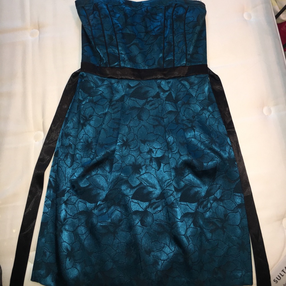 Beautiful silk cocktail dress WITH POCKETS