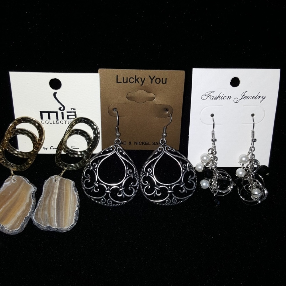 3 earring bundle - Picture 1 of 1