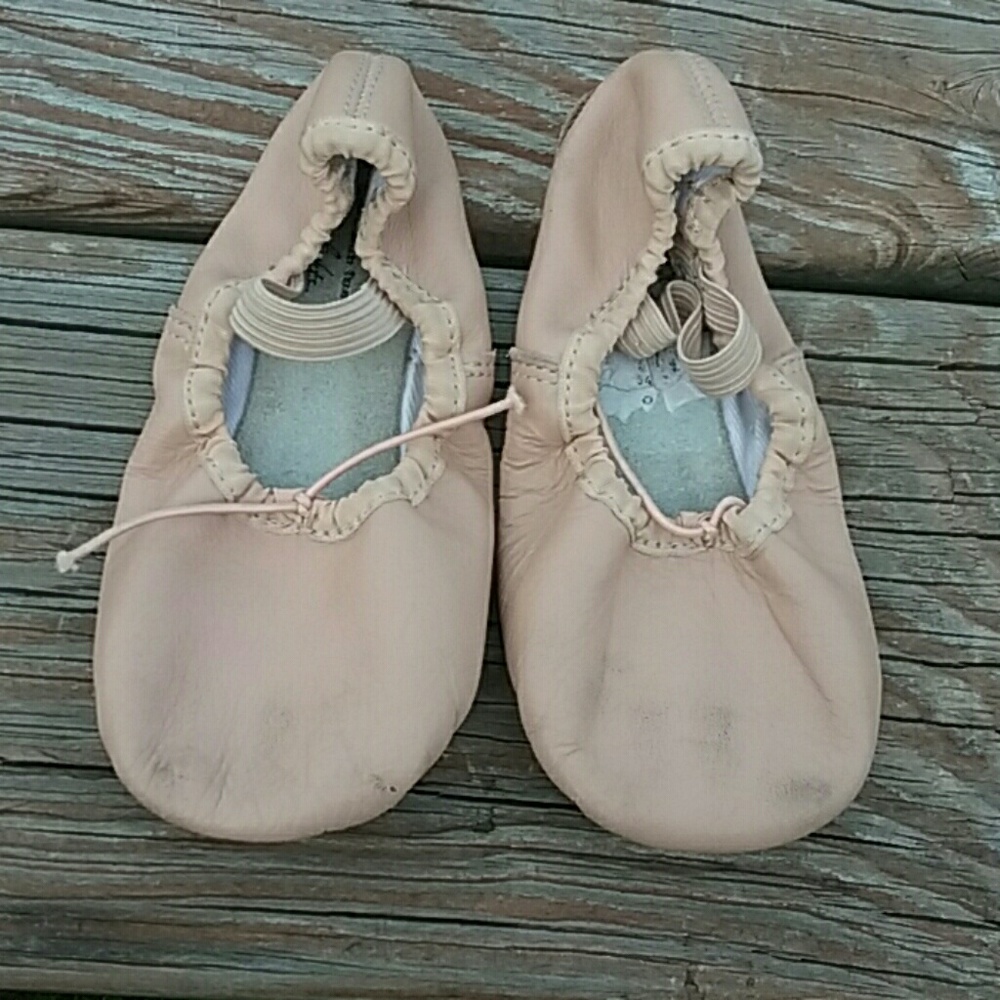 Ballet shoes