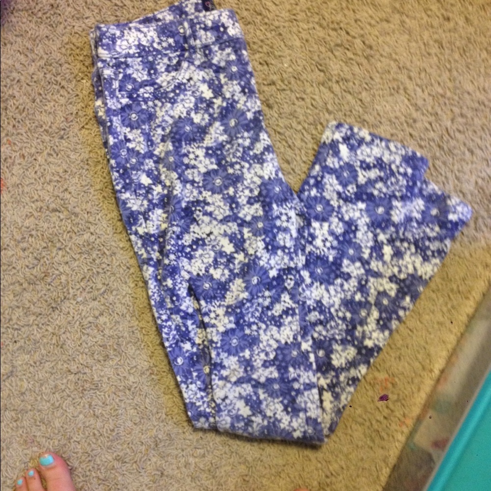 Super cute floral jeggings
