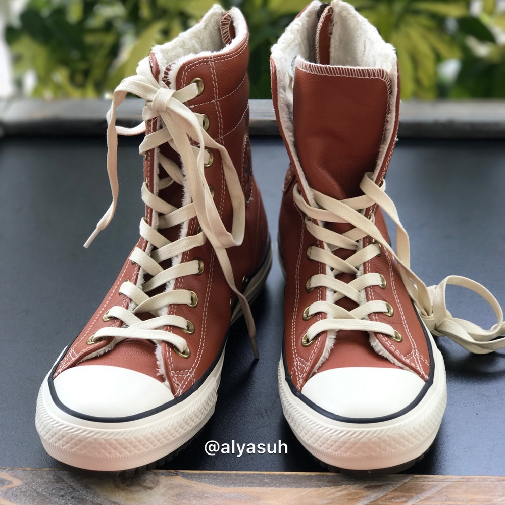 NWT Converse Ctas HI-rise boot LE WMNS - Picture 2 of 8