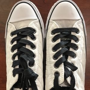 Women’s Converse