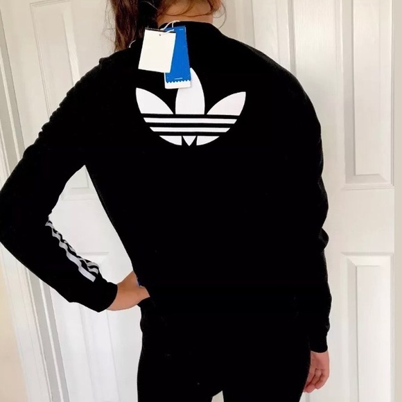 Adidas superstar jacket size L - Picture 8 of 8