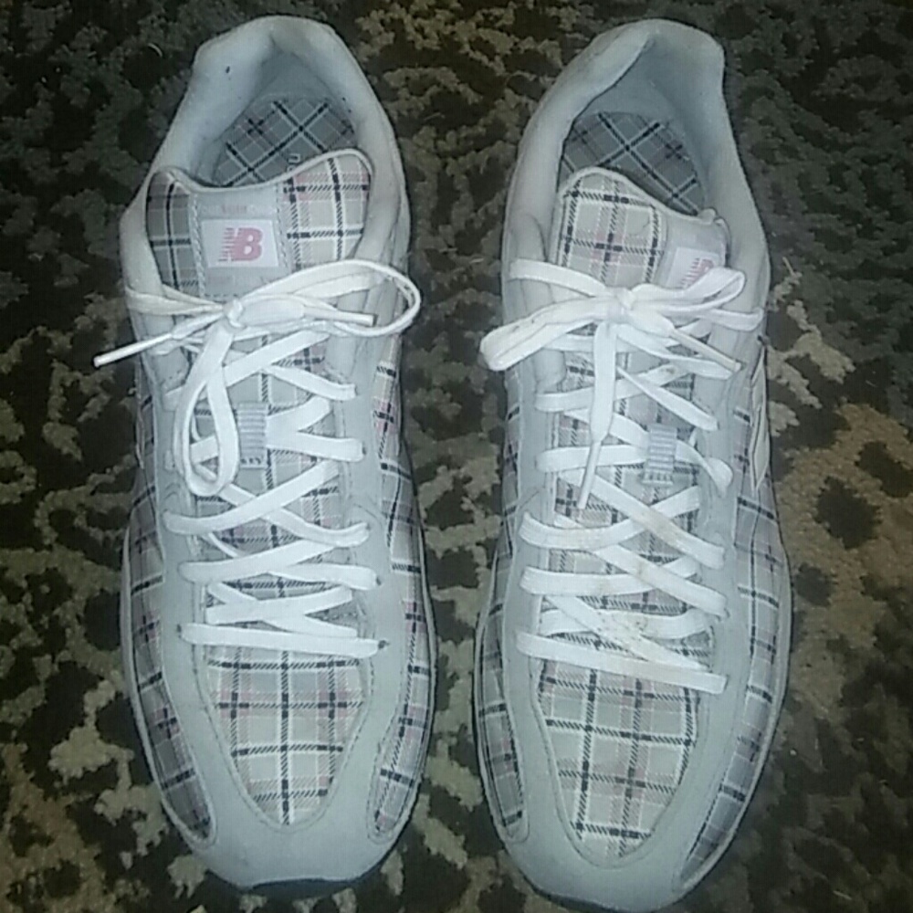 Womans new balance shoes