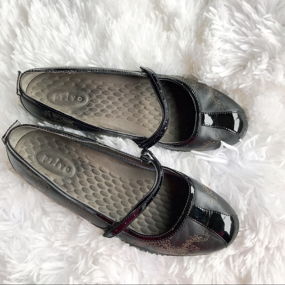 Privo Black Leather Maryjane Flats With Design 9.5