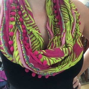Beautiful, fun Vera Bradley infinity scarf