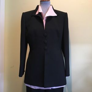Gorgeous Liz Claiborne Suit Gorgeous Liz Claiborne Suit