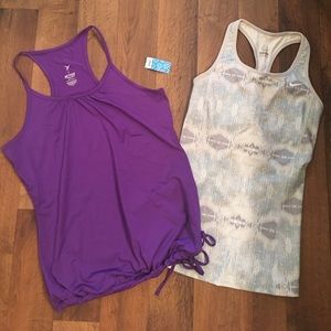 Bundle of workout tops! Nike & old navy Bundle of workout tops! Nike & old navy