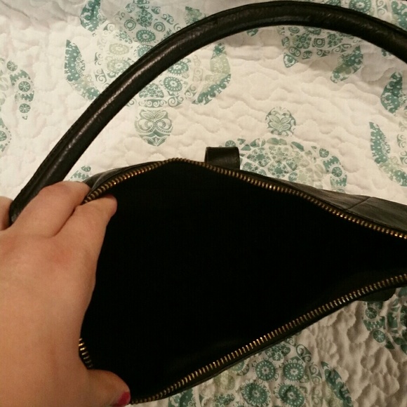 Purse - Picture 3 of 4