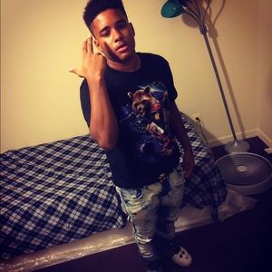 Meet your Posher, Raymond