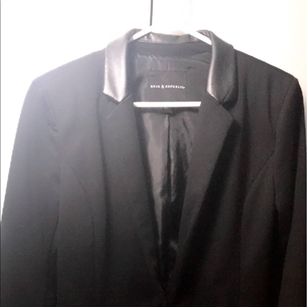 Kool unique blazer from Rock and Republic :)