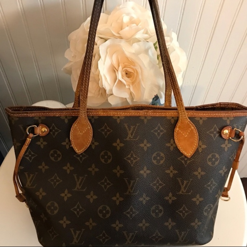 Louis Vuitton Neverfull PM