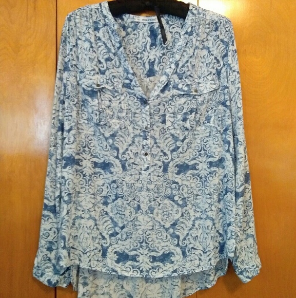 Tops - Picture 2 of 2