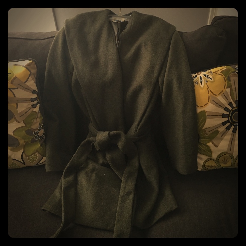 NWOT Women’s Belted Wrap Coat