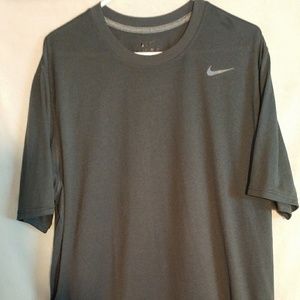 Men's Nike Dri-FIT athletic shirt size XL