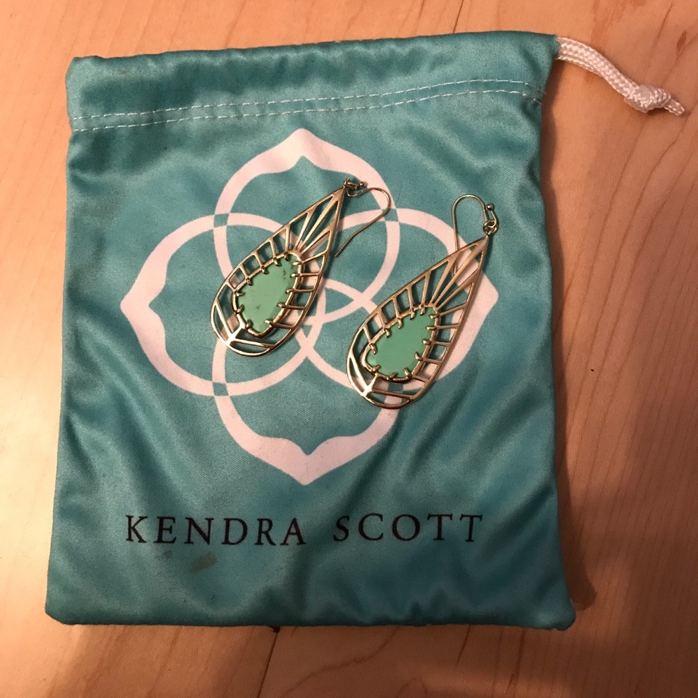 Kendra Scott turquoise & gold earrings
