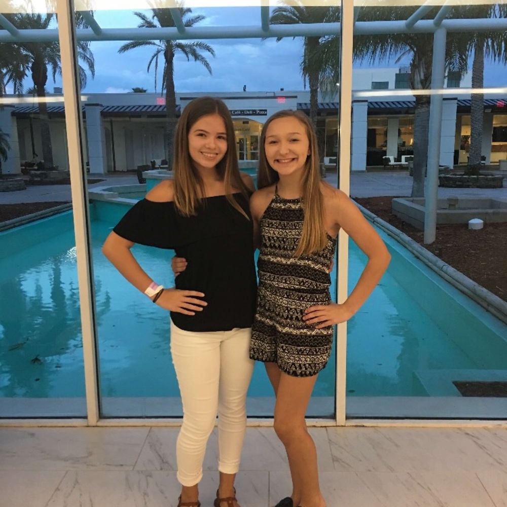 Meet your Posher, Ava