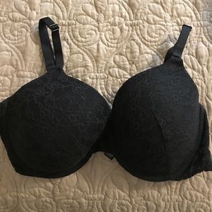 VS black lace bra