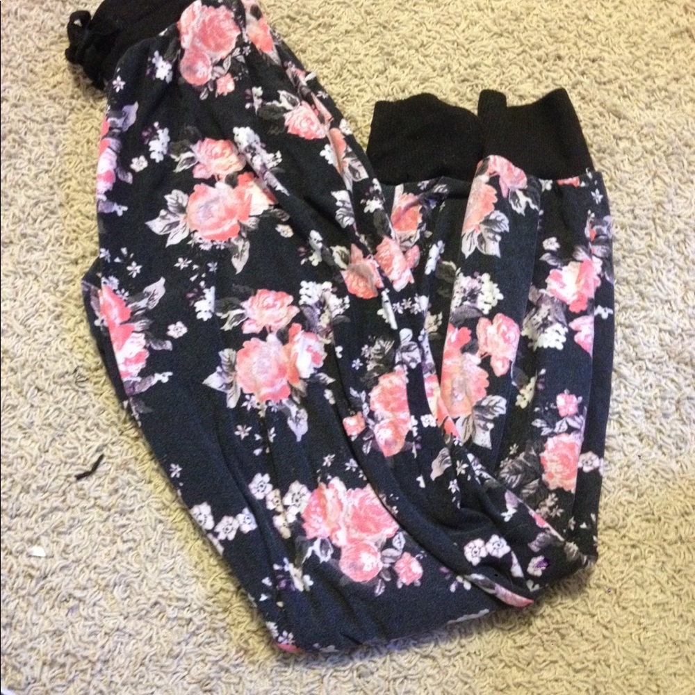 Adorable floral joggers