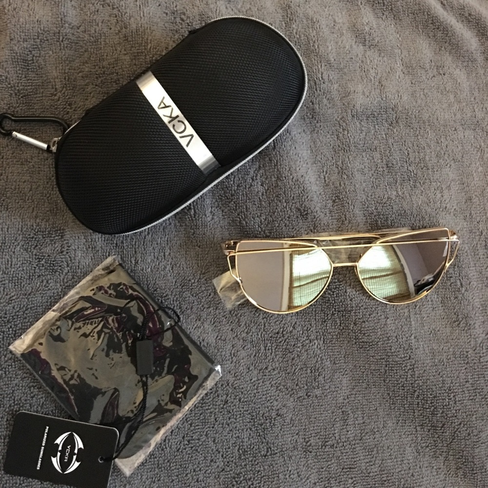 Mirrored Gold Sunglasses