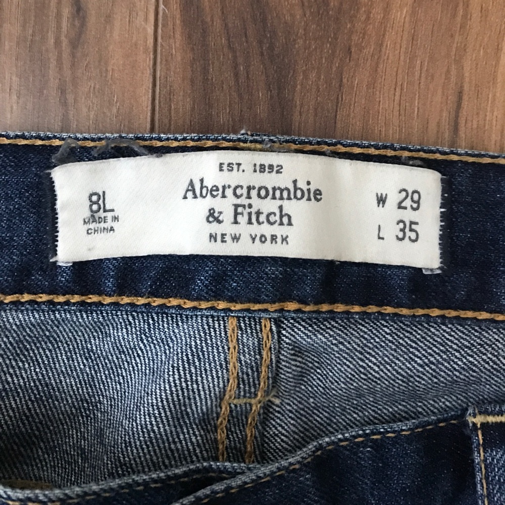 Distressed Jeans - Picture 2 of 2