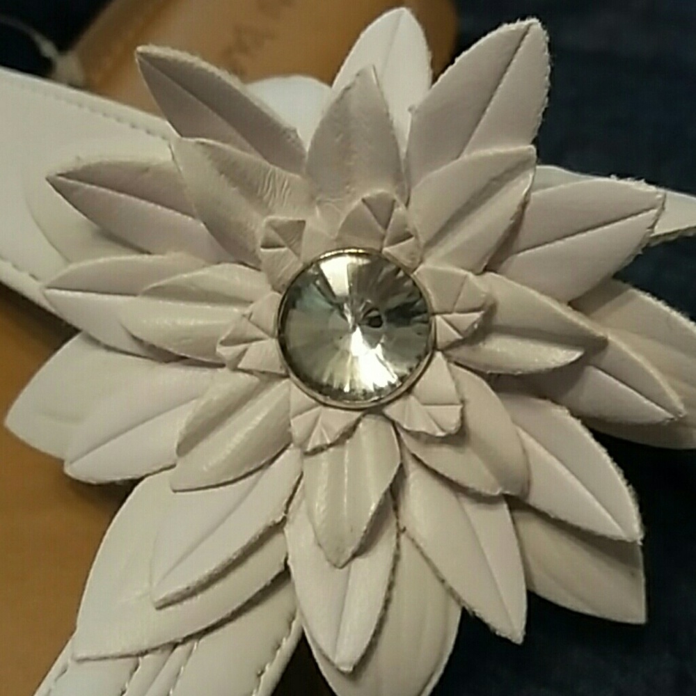 Sandals - Picture 3 of 3