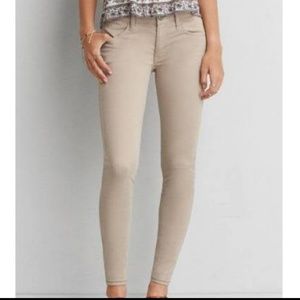 American eagle khaki pants
