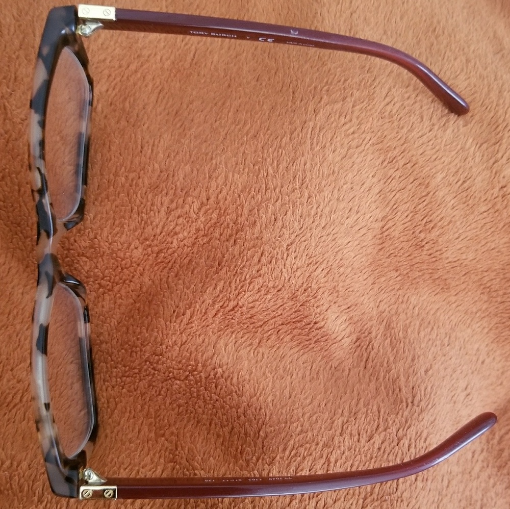 Tory Burch eye glasses