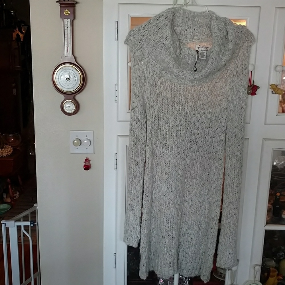 NWT MLLP sweater