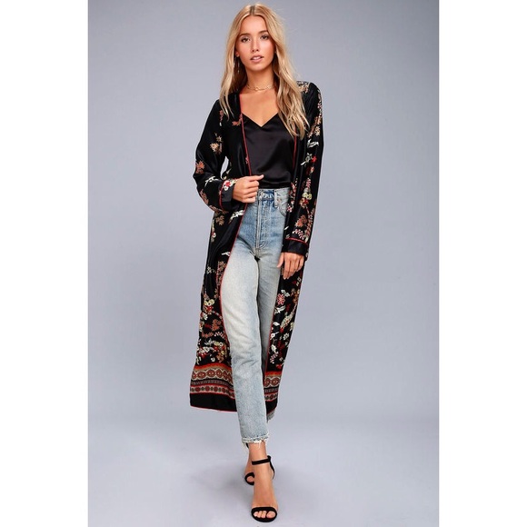 Black Satin Printed Long Sleeve Kimono - Picture 6 of 8