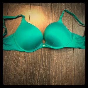 Victoria secret 32dd fabulous bra