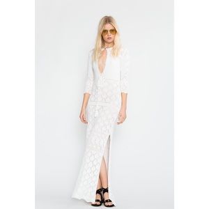 ✨NEW Jen’s Pirate Booty Dove Maxi Dress in White✨