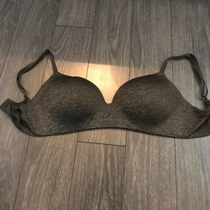 Wireless Victoria secret bra 34dd