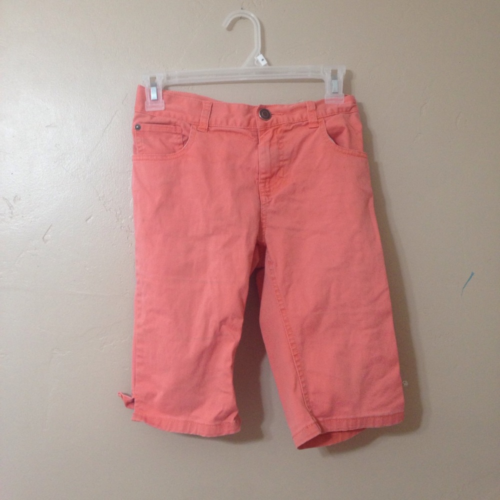 Coral capris!