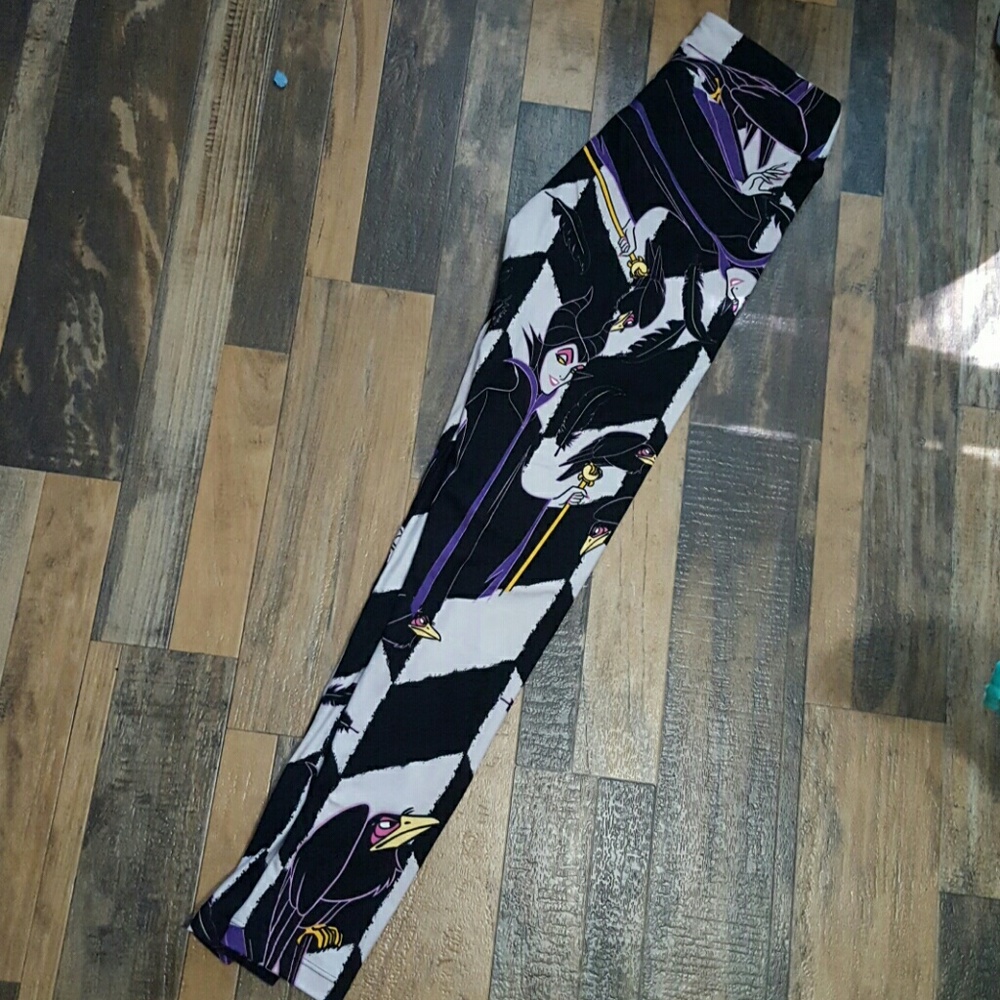 Lularoe disney villians Malificent leggings os