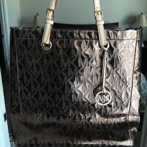 Michael Kors Metallic Logo Tote bag